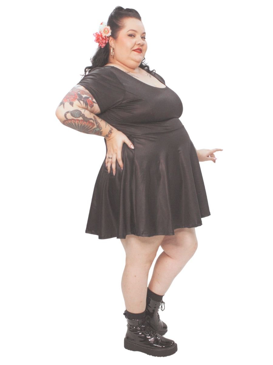 Vestido Gótico Dark Doll Bardot